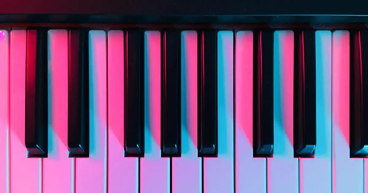 how to fix stuck piano keys