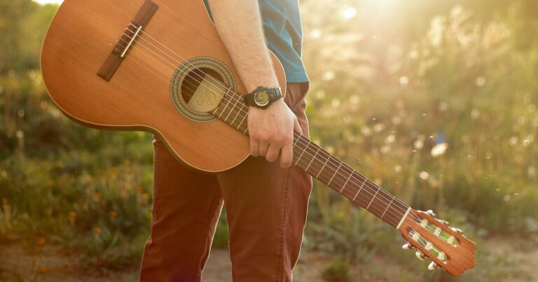 Best Classical Guitars Under $500